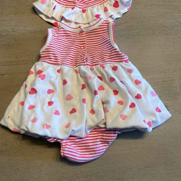 Little Me Baby Girl Dress + Matching Hat – Hearts & Stripes – Size 0–3M - Picture 2 of 3